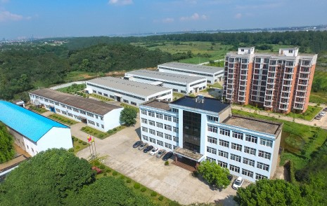 湖北昌利公司連續(xù)25年榮獲“守合同重信用企業(yè)”，始終將誠信經(jīng)營放在第一位！